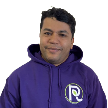 Alvarado L., Head of Maintenance